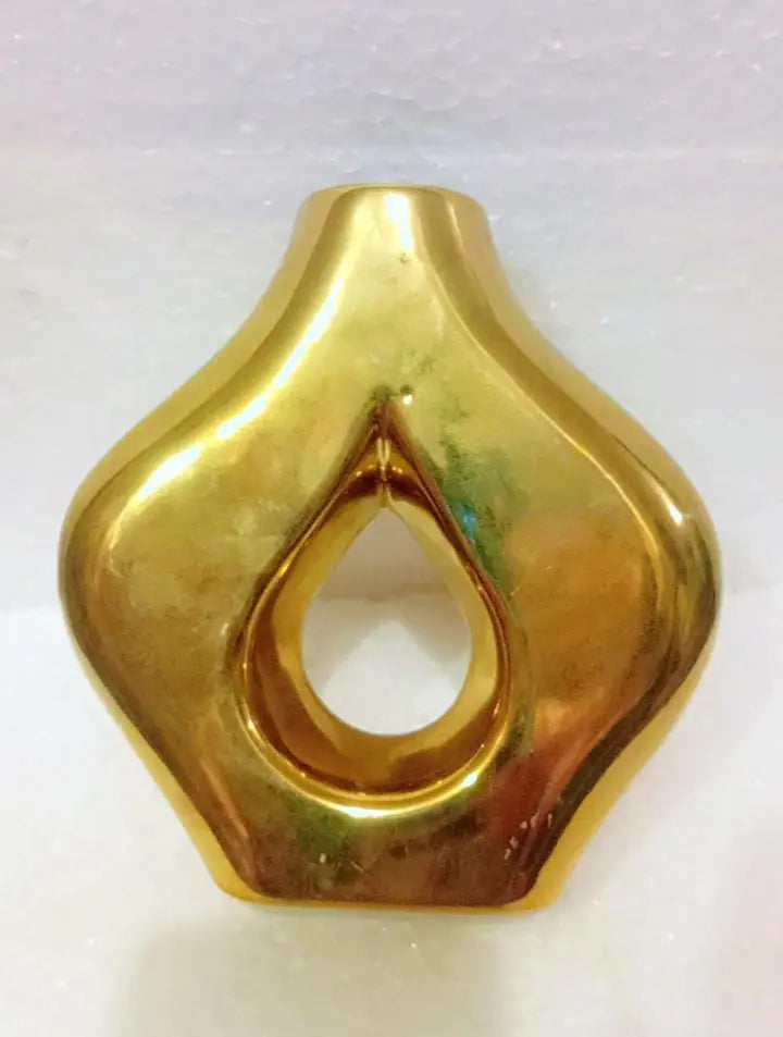 Modern Ceramic Ring Vase – Luxury Home Decor Accent